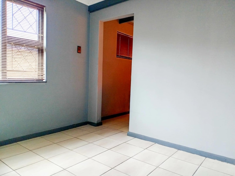 4 Bedroom Property for Sale in Abbotsford Eastern Cape
